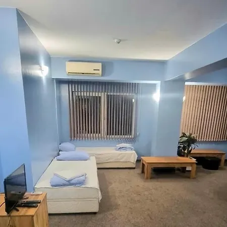 Julia Apartament *